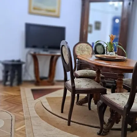 Casa Dell'edera Boekarest