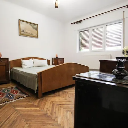 Casa Dell'edera * Boekarest