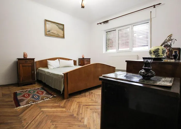 Casa Dell'edera * Bucarest